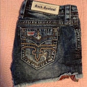 Denim shorts size 27 or 4